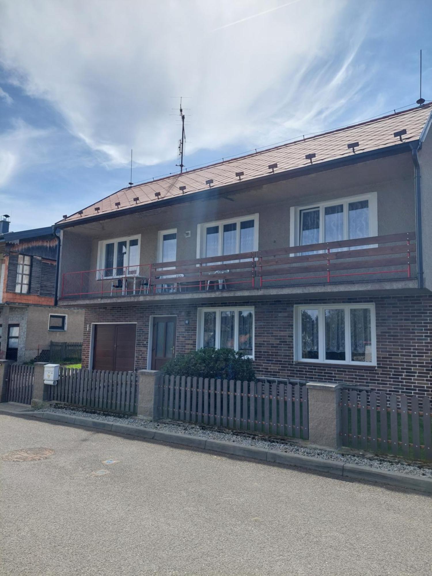 Ubytovani Na Lipne Černá v Pošumaví エクステリア 写真